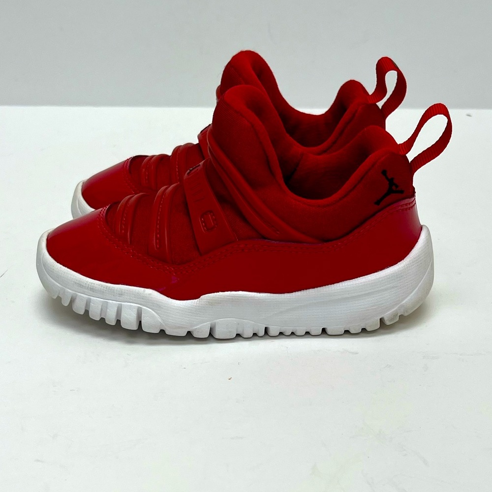 Nike Air Jordon Retro 11